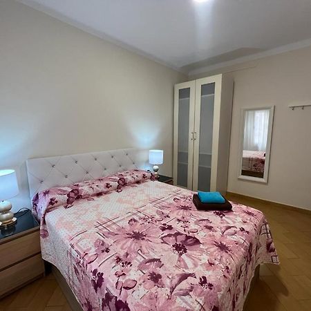 Rooms Nueva Valencia Barcelona Bagian luar foto