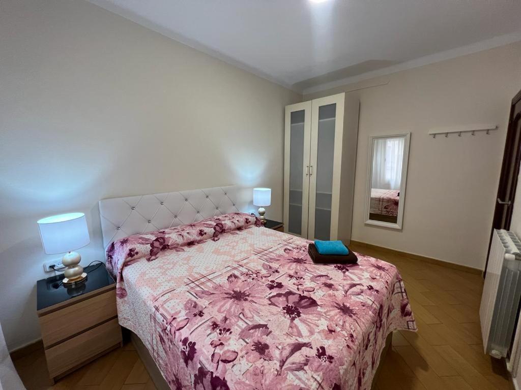 Rooms Nueva Valencia Barcelona Bagian luar foto