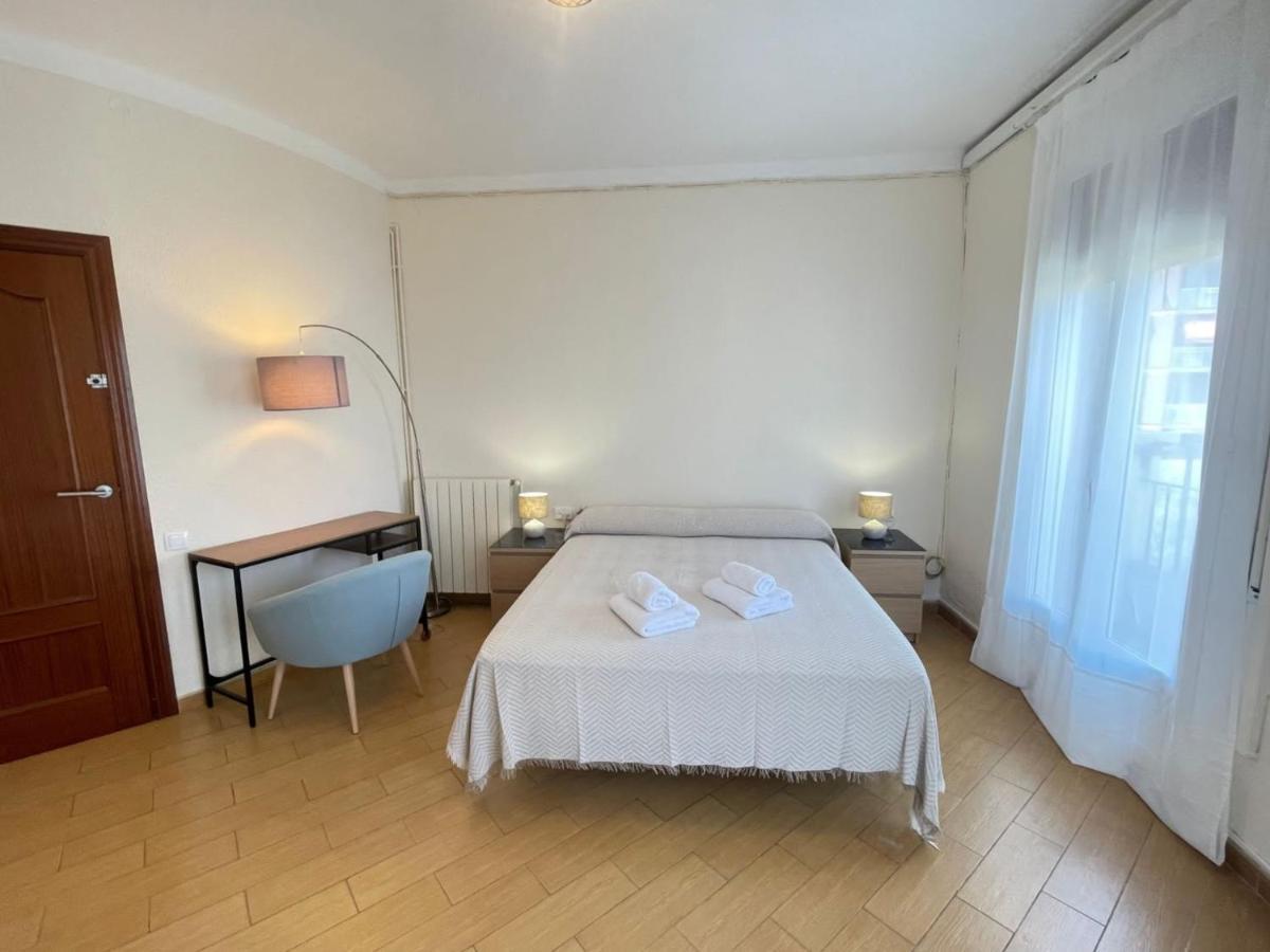 Rooms Nueva Valencia Barcelona Bagian luar foto