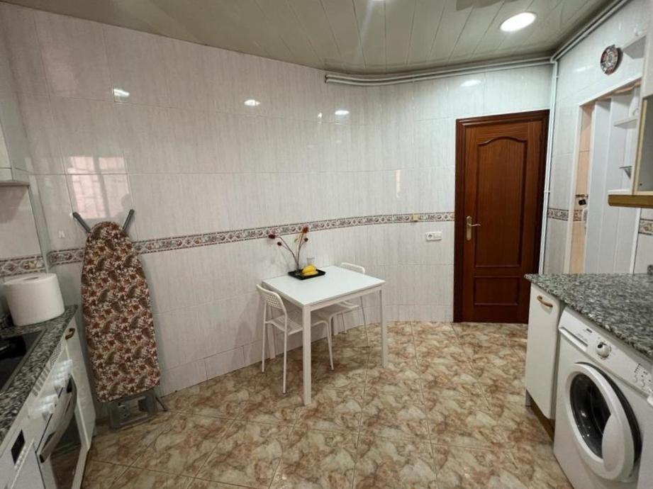 Rooms Nueva Valencia Barcelona Bagian luar foto