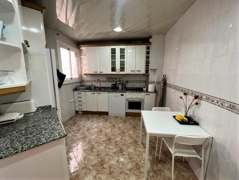 Rooms Nueva Valencia Barcelona Bagian luar foto