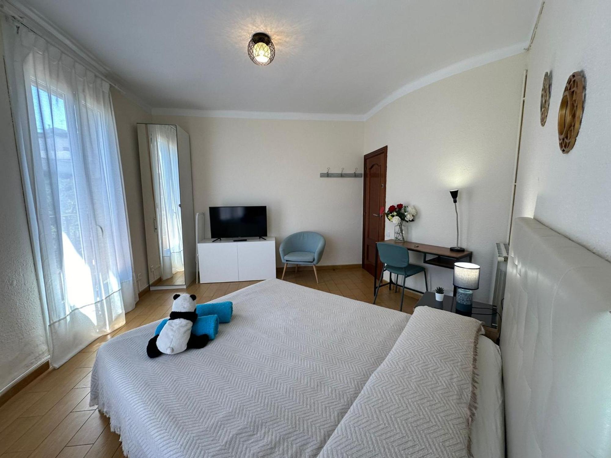 Rooms Nueva Valencia Barcelona Bagian luar foto