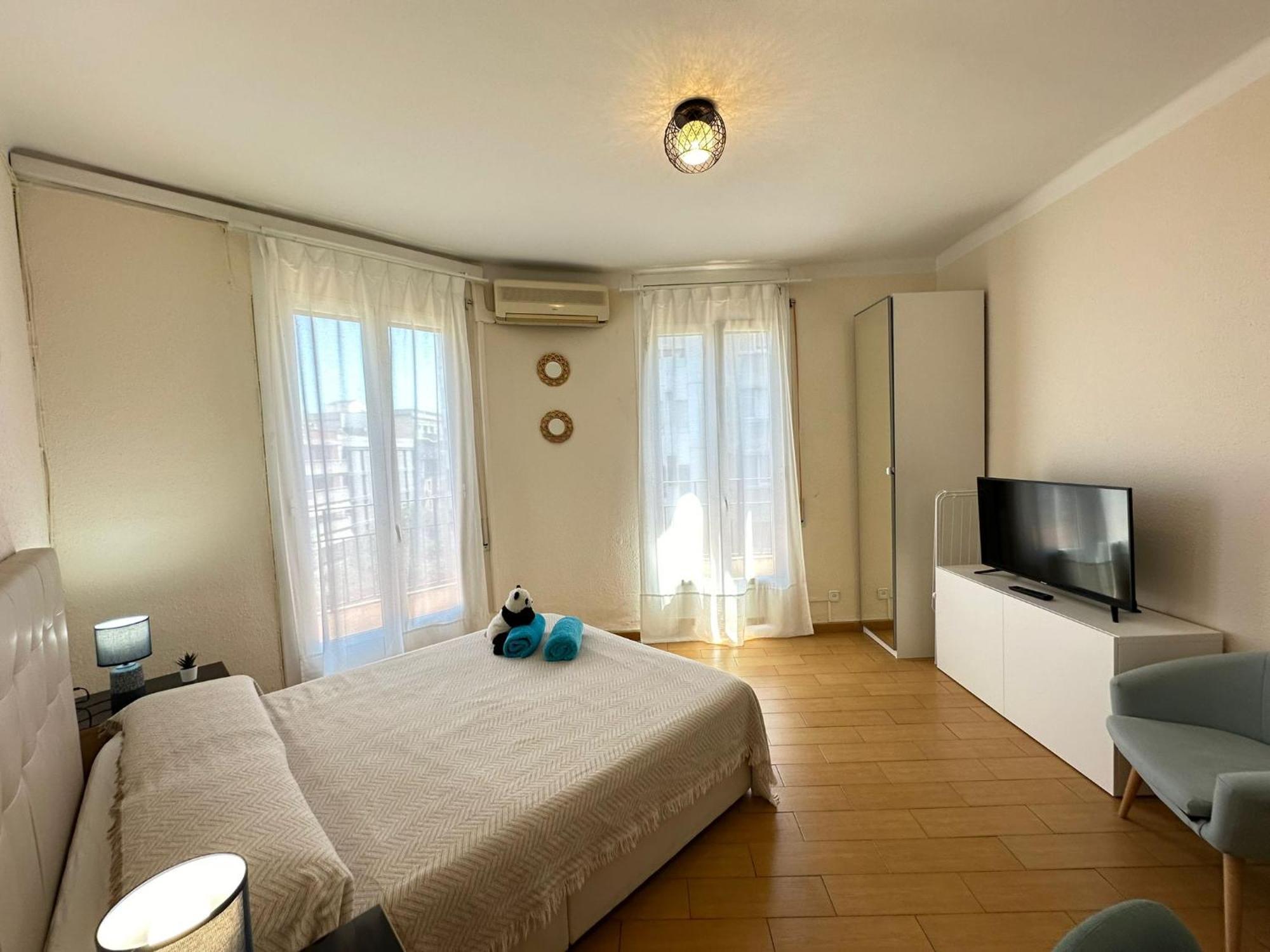 Rooms Nueva Valencia Barcelona Bagian luar foto
