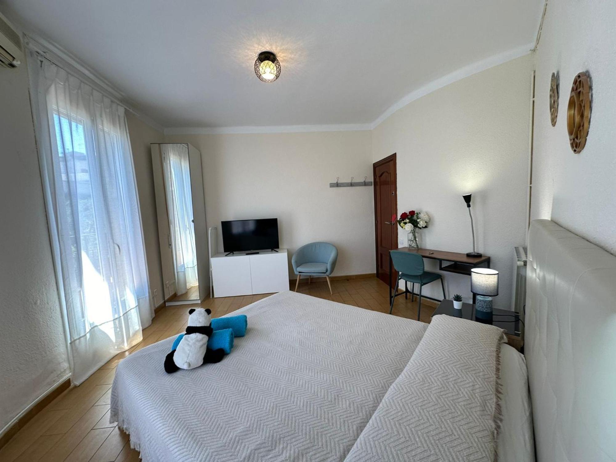 Rooms Nueva Valencia Barcelona Bagian luar foto