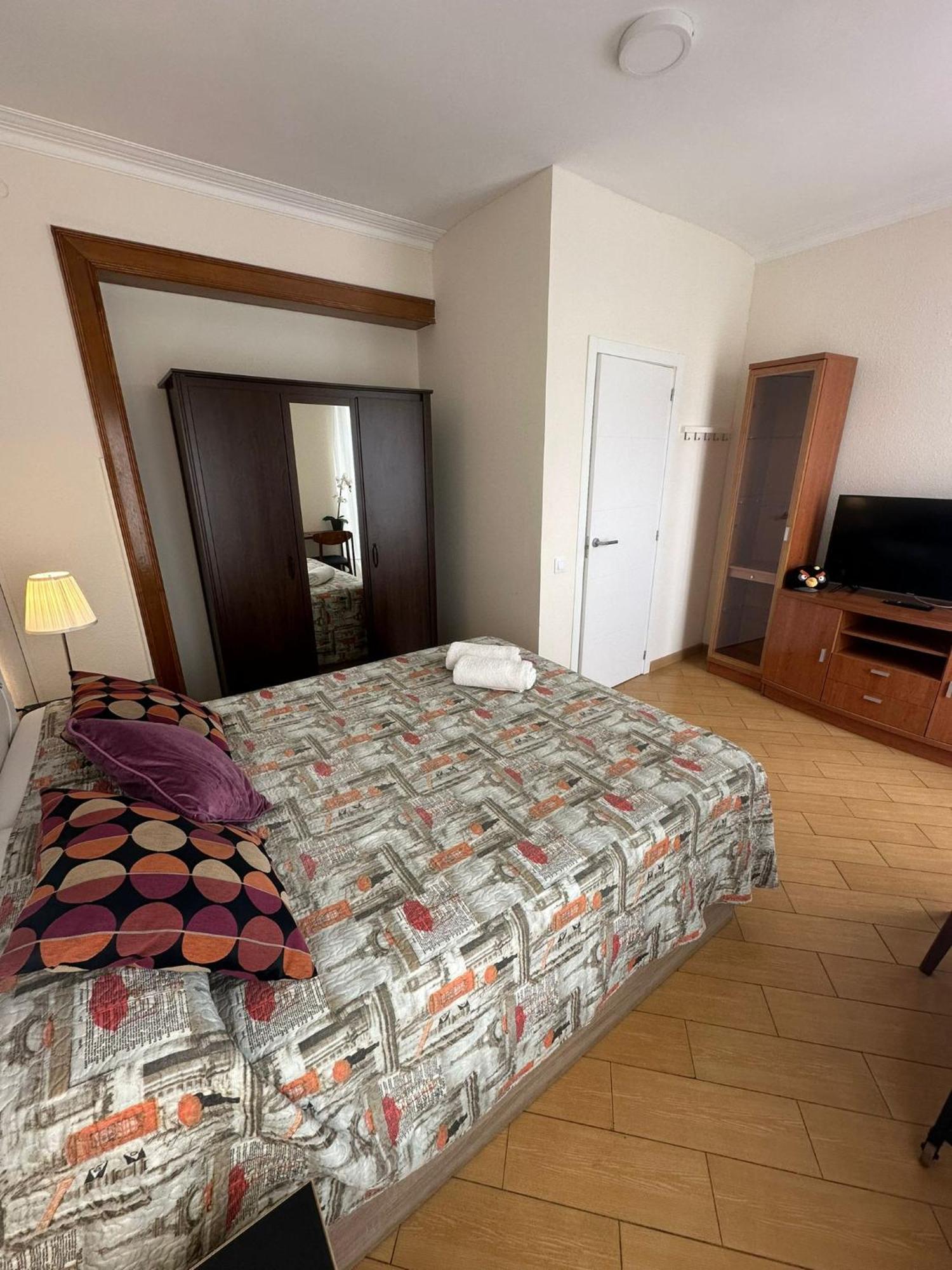 Rooms Nueva Valencia Barcelona Bagian luar foto