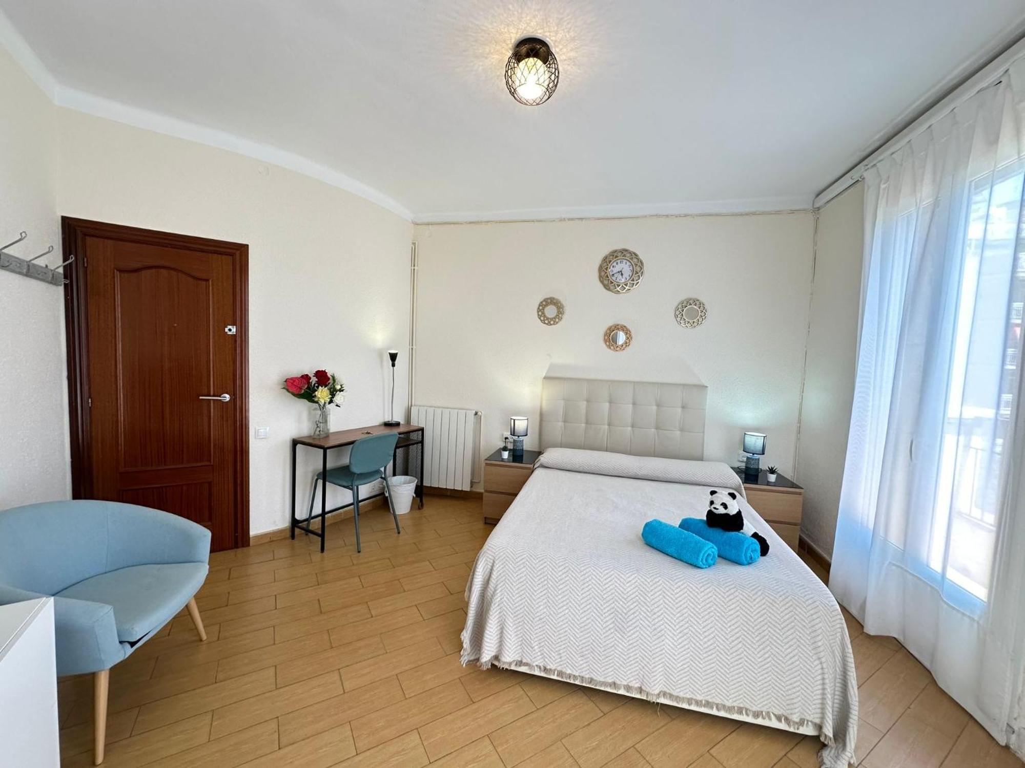 Rooms Nueva Valencia Barcelona Bagian luar foto