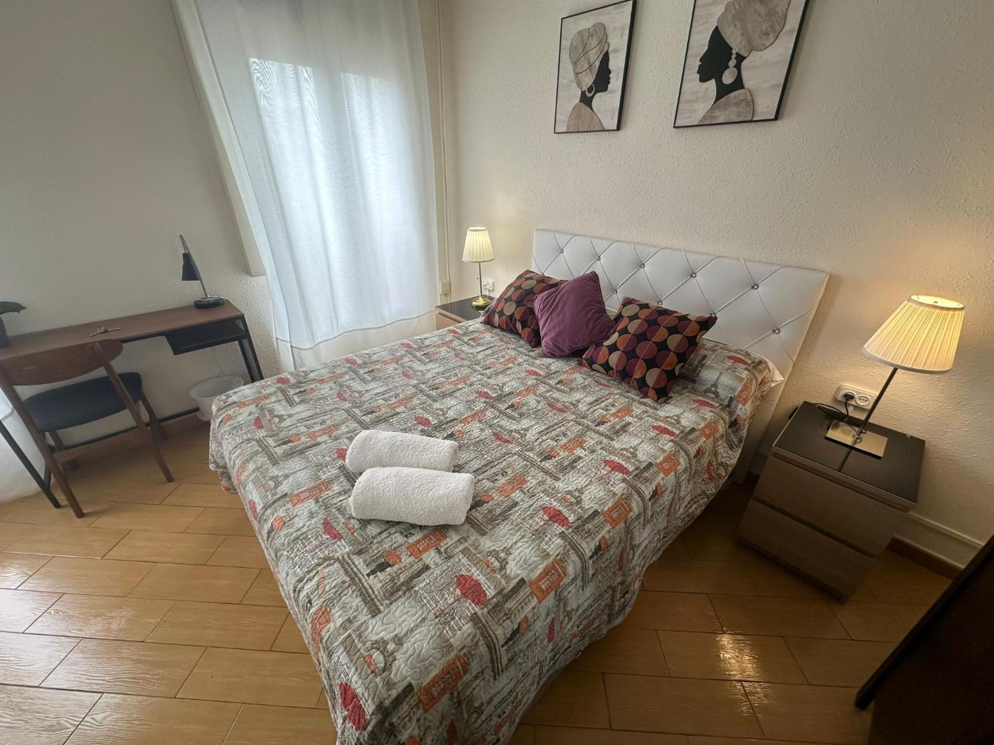 Rooms Nueva Valencia Barcelona Bagian luar foto