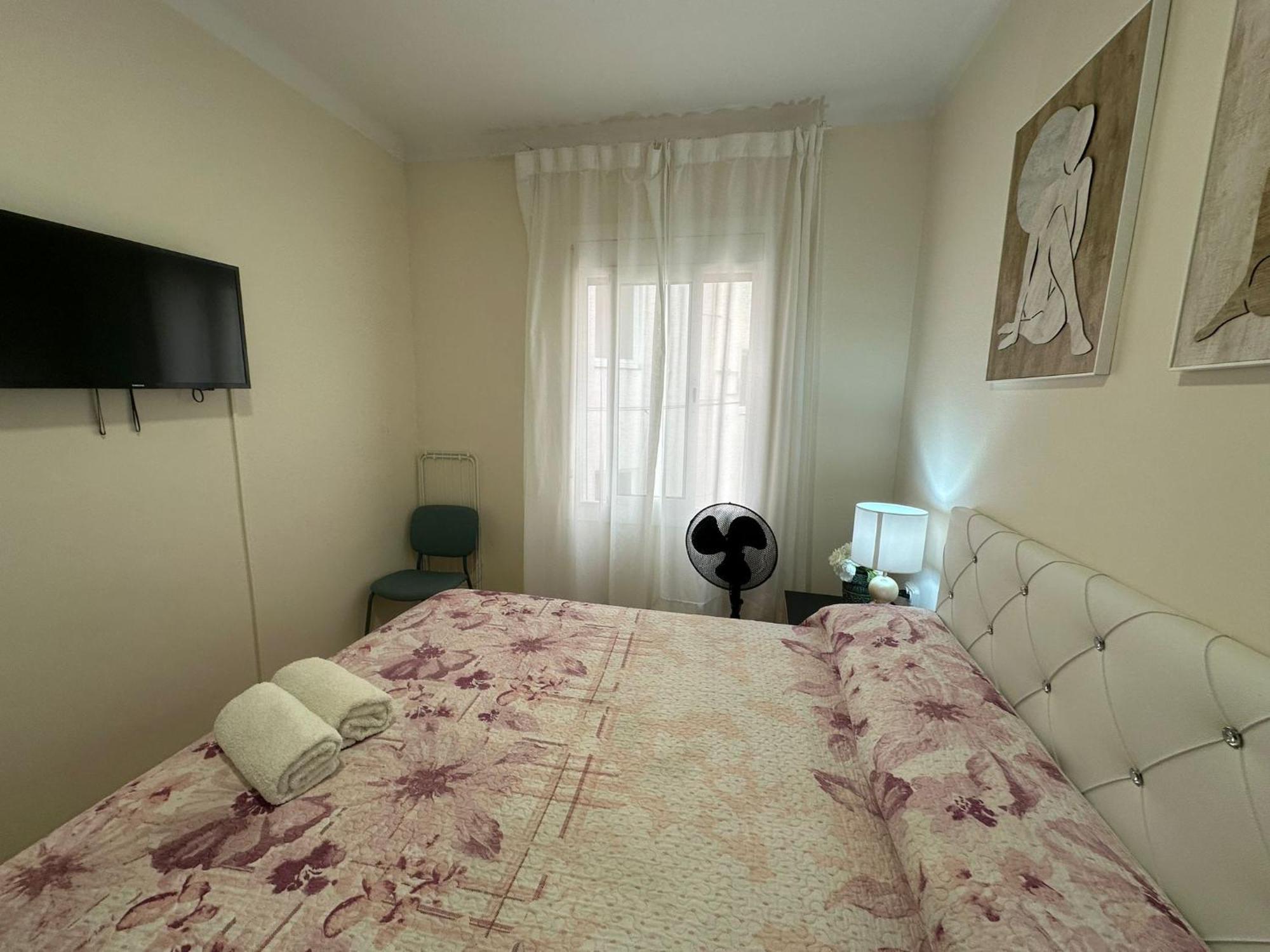 Rooms Nueva Valencia Barcelona Bagian luar foto